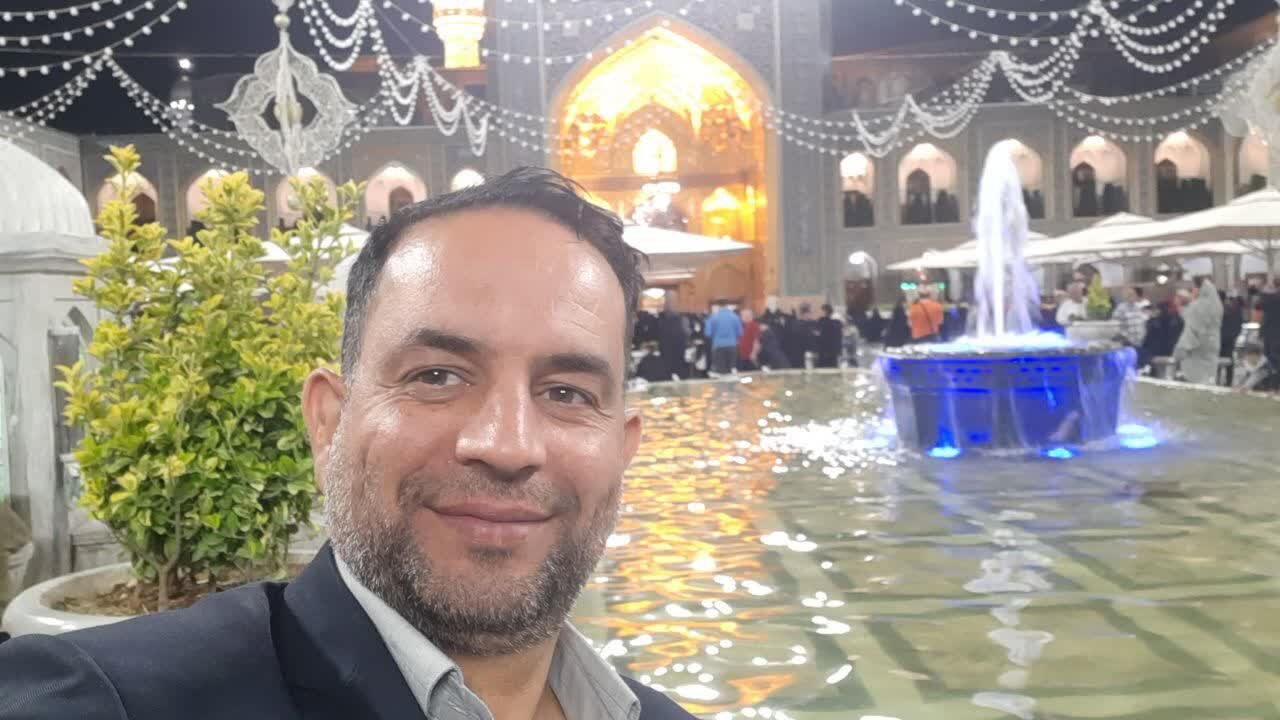 کمکحال غریبه و آشنا بود | ماجرای حضور سرزده مداح معروف بر سر مزار شهید