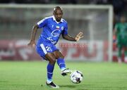 مهاجم استقلال به الاهلی رسید