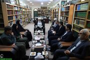 تصاویر/ دیدار دبیرکل نهاد کتابخانه‌های عمومی کشور با امام‌جمعه بوشهر