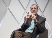 در فلسفه، عقل جایگزین‌ناپذیر است