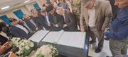 رونمایی از کتاب «پیله تا پرواز» و یک جلد قرآن نفیس در زنجان