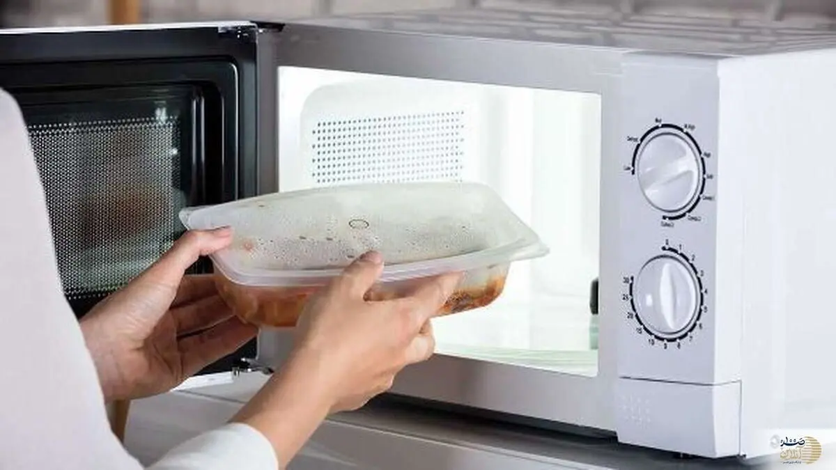 غذای داغ را در این ظروف به هیچ وج نگذارید