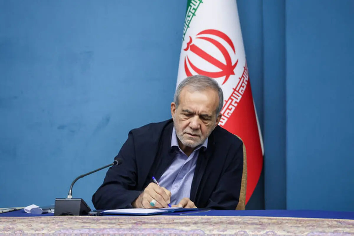 تسلیت رئیس‌جمهوری به عباس آخوندی