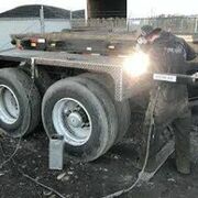 مرگ کارگر جوشکار و راننده در اثر انفجار لاستیک در شاهین‌دژ