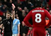 گری نویل: وی‌ای‌آر تصویری ناخوشایند از فوتبال به جا گذاشته است