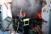 مهار آتش‌سوزی منزل متروکه در منطقه باغ خلج شهر اراک