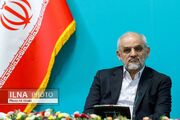 دولت با حفظ اقتدار ملی و در چارچوب عزت، حکمت و مصلحت امور کشور را پیش می‌برد