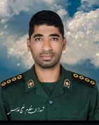 تشییع و خاکسپاری پیکر شهید مدافع تنگه هرمز در جزیره هرمز