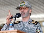 ملت ایران تسلیم شدنی نیست