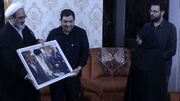 دیدار مخبر با خانواده شهید امیر سرلشکر خلبان نصیرزاده