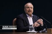 با همه وجودم می‌گویم برای من هیچ فرقی بین امام شهید و رهبر معظم انقلاب نیست