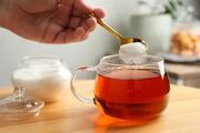 چای شیرین یا نوشابه؛ کدام‌یک قند خون را بیشتر بالا می‌برد؟
