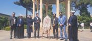 پوستر چهارمین دوره جشنواره ملی شعر آیات در شیراز رونمایی شد/جشنواره «آیات» آغازگر جشنواره جهانی شعر و ادبیات در شیراز