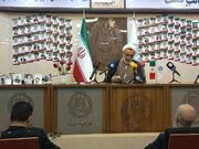 باید ابعاد حقوقی جنایات جنگی را با توجه به قوانین، مقررات، معاهدات و اسناد بین‌المللی تشریح کنیم