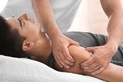 ماساژ واقعاً درد را کم می‌کند؟