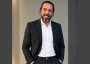 نوشتن از شادی در تلخ‌ترین روزهای جنگ/ یک مضحکه تمام عیار!