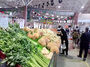 اختلاف قیمت ۴۰ درصدی میوه در بازارهای تره‌بار نسبت به سطح شهر