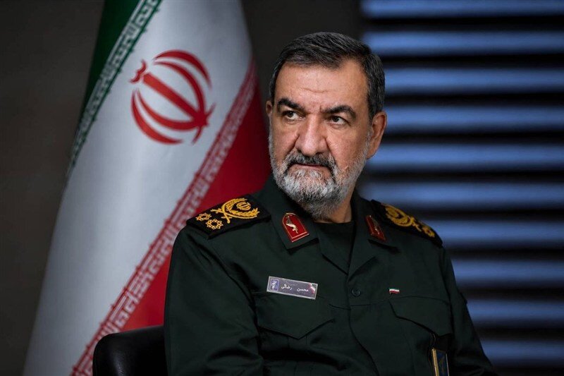 سرلشکر رضایی: تاکیدات امروز رهبر معظم انقلاب روشن و غیرقابل تفسیر است‏