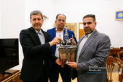 دیدار دبیر کل آستان مقدس امام حسین(ع) با استاندار اصفهان