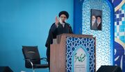 دشمن با دو قطبی‌سازی جامعه را به سمت اهداف خود می‌برد