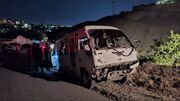 ۲ کشته و ۱۷ مصدوم در واژگونی مینی‌بوس در طرقبه