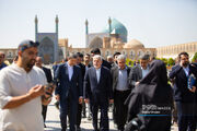 اصفهان، میان مرمت و آوار