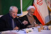 کتاب «حسین و مبارزه در راه عدالت» در کربلا رونمایی شد