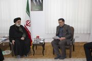 مراکز علمی و آموزشی به تربیت نیروی انسانی متدین اهتمام داشته باشند