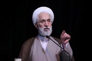 در قضاوت، رعایت انصاف و حفظ حقوق مردم اصل باشد