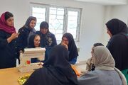 هنر «سوزن و دوستی» در کتابخانه فرهنگ؛ «خیاطی» پلی میان خلاقیت و مهارت در حصار گرمخان