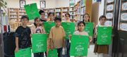 ۵۰۰ کیسه پارچه‌ای به اعضای کتابخانه عمومی آیت‌الله حائری کرفس اهدا شد