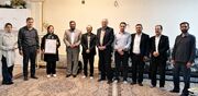 از خدمات فرهنگی کتابدار بازنشسته شهرستان ممسنی تجلیل شد