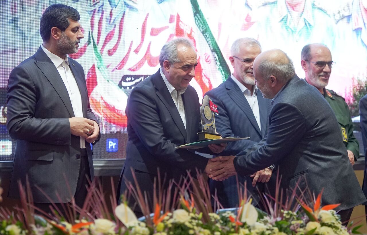 دست اندرکاران ستاد اربعین آذربایجان شرقی تجلیل شدند/ خدمت مواکب استان به ۹ میلیون زائر