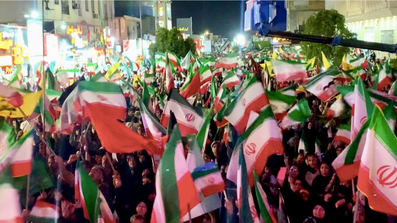تولید مستند و نماهنگ از تجمعات شبانه مردم در قم