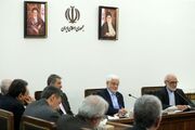 عارف: دولت و نهادهای عمومی یک هدف مشترک دارند/ باید دست ما در برابر دشمن پُر باشد