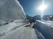 فیلم| ارتفاع برف در «گله بادوش» الیگودرز به حدود ۲ متر رسید