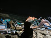 طوفان در سواحل مَکُران؛ ۱۲ فروند لنج در اسکله پُزم کنارک به‌طور کامل منهدم شد+ فیلم