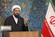 امام جمعه همدان: اجازه ندهیم دشمن از مطالبات به حق سوء استفاده کند