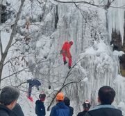 جشنواره یخ نوردی دهه فجر در مراغه