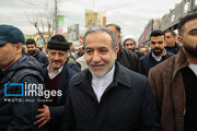 روایت عراقچی از پیام حضور میلیونی مردم در راهپیمایی ۲۲ بهمن؛ عزت ما قابل معامله نیست