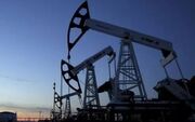 افت هفتگی قیمت نفت در پی تداوم مذاکرات ایران و آمریکا