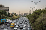 ترافیک سنگین در ورودی‌های تهران/بارش باران در محورهای شرقی و غربی کشور