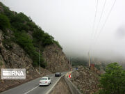 ترافیک سنگین در محورهای منتهی به تهران/ بارش و مه‌گرفتگی در جاده‌های شمالی