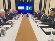 وزیرکشور در دیدار همتای پاکستانی بر افزایش حجم تجاری دو کشور به 10میلیارد دلار تاکید کرد