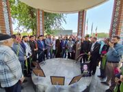 یادمان شهدای ۱۵ خرداد در قرچک گلباران شد