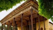 الگوی جا به جایی در ستون ایوان چهلستون اصفهان نشانه نامتعادلی سازه است