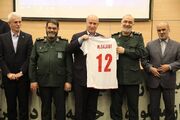 از «نور بالای» قبل شهادت تا سخنان فوتبالی سلامی: از قدیم پیگیر حسن روشن و علی پروین بودم