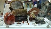 ایجاد مجتمع صنایع‌دستی و گردشگری گوهرسنگ خور خوسف در حال اجرا است