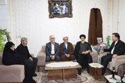 دیدار مشاور رئیس‌جمهور با خانواده پنج شهید گنبدی