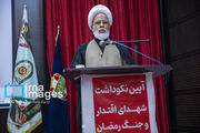 امام جمعه کرمانشاه: خون شهدا نابودی استکبار را نزدیک‌تر کرده است